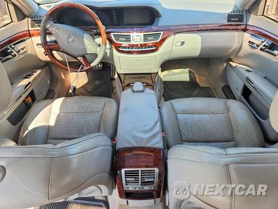 Zdjęcie 8 z 12 samochodu: 2010 MERCEDES-BENZ S 550 VIN:WDDNG7BBXAA296316 - miniatura