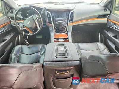 Zdjęcie 8 z 14 samochodu: 2019 CADILLAC ESCALADE PREMIUM LUXURY VIN:1GYS4CKJ0KR144886 - miniatura