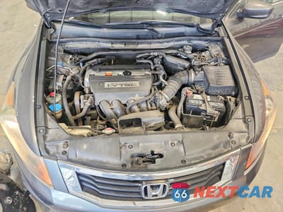 Zdjęcie 11 z 12 samochodu: 2008 HONDA ACCORD EXL VIN:1HGCP26898A153937 - miniatura