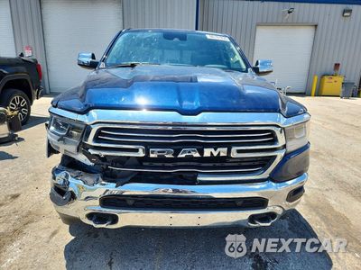Piąte zdjęcie samochodu w środku: 2021 RAM 1500 LARAMIE VIN:1C6SRFJT6MN822098 - miniatura