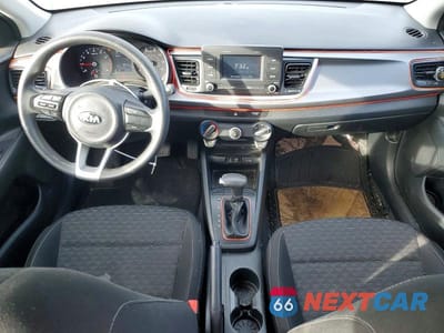 Zdjęcie 8 z 12 samochodu: 2019 KIA RIO S VIN:3KPA24AB9KE221113 - miniatura