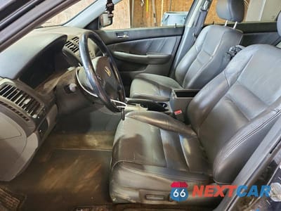 Zdjęcie 7 z 12 samochodu: 2007 HONDA ACCORD EX VIN:1HGCM56877A102929 - miniatura