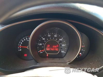Zdjęcie 9 z 12 samochodu: 2014 KIA SOUL + VIN:KNDJP3A53E7005817 - miniatura