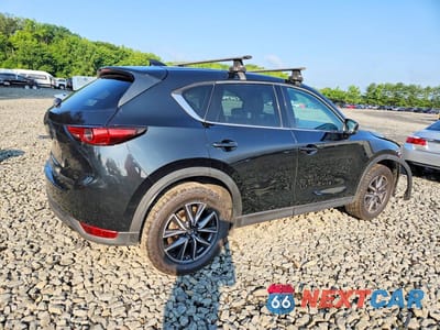 Trzecie zdjęcie samochodu z tyłu: 2017 MAZDA CX-5 GRAND TOURING VIN:JM3KFBDL8H0149377 - miniatura