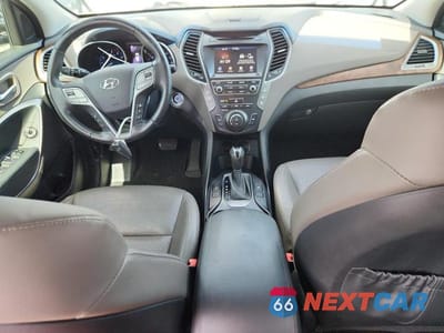Zdjęcie 8 z 13 samochodu: 2019 HYUNDAI SANTA FE XL SE VIN:KM8SN4HF4KU300478 - miniatura