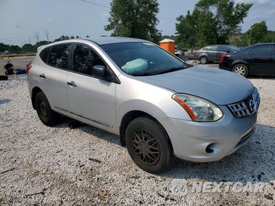 Czwarte zdjęcie samochodu z boku: 2013 NISSAN ROGUE S VIN:JN8AS5MV7DW646127 - miniatura