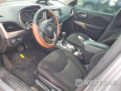 Zdjęcie 8 z 13 samochodu: 2017 JEEP CHEROKEE LATITUDE VIN:1C4PJMCS6HD238052 - miniatura