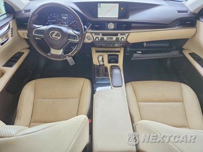 Zdjęcie 8 z 12 samochodu: 2017 LEXUS ES 350 VIN:JTHBK1GG1H2247957 - miniatura