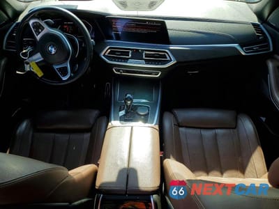 Zdjęcie 8 z 13 samochodu: 2020 BMW X5 M50I VIN:5UXJU4C05L9B94196 - miniatura
