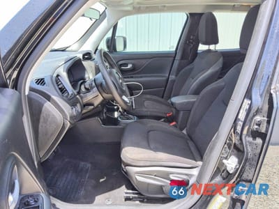Zdjęcie 7 z 13 samochodu: 2023 JEEP RENEGADE ALTITUDE VIN:ZACNJDE14PPP33228 - miniatura