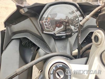 Zdjęcie 7 z 8 samochodu: 2025 TRIUMPH MOTORCYCLE DAYTONA 660 VIN:SMTL23UF4STBU2316 - miniatura