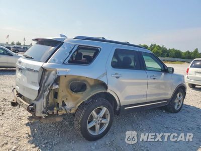 Trzecie zdjęcie samochodu z tyłu: 2017 FORD EXPLORER XLT VIN:1FM5K8D86HGD63352 - miniatura