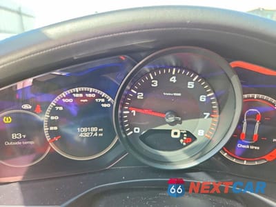 Zdjęcie 9 z 12 samochodu: 2018 PORSCHE PANAMERA 4 VIN:WP0AA2A74JL121042 - miniatura