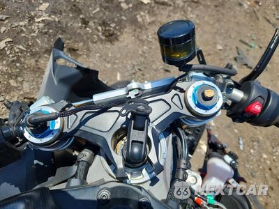 Zdjęcie 7 z 8 samochodu: 2025 DUCATI PANIGALE V4 VIN:ZDMDAG6WXSB000909 - miniatura