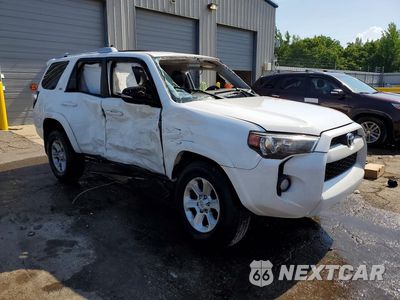 Czwarte zdjęcie samochodu z boku: 2018 TOYOTA 4RUNNER SR5 PREMIUM VIN:JTEBU5JR3J5574521 - miniatura