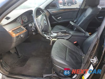 Zdjęcie 7 z 12 samochodu: 2008 BMW 528 I VIN:WBANU53598C112690 - miniatura