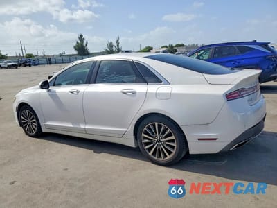 Drugie zdjęcie samochodu z przodu: 2017 LINCOLN MKZ PREMIERE VIN:3LN6L5A99HR646527 - miniatura