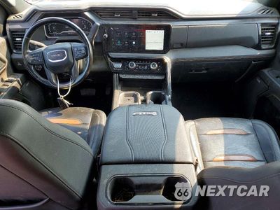 Zdjęcie 8 z 12 samochodu: 2024 GMC SIERRA K3500 AT4 VIN:1GT49VEY8RF153464 - miniatura