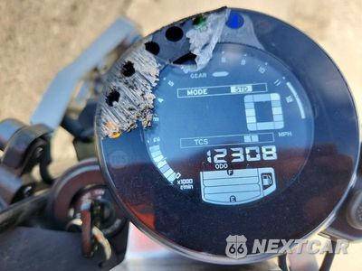 Zdjęcie 7 z 9 samochodu: 2016 YAMAHA XSR900 60TH ANNIVERSARY VIN:JYARN47E5GA000674 - miniatura