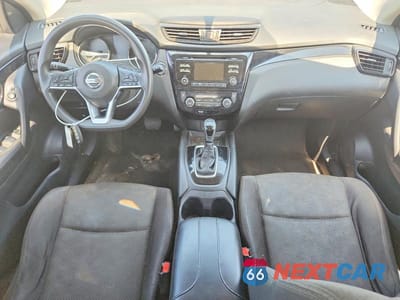 Zdjęcie 8 z 13 samochodu: 2018 NISSAN ROGUE SPORT SV VIN:JN1BJ1CP1JW162922 - miniatura
