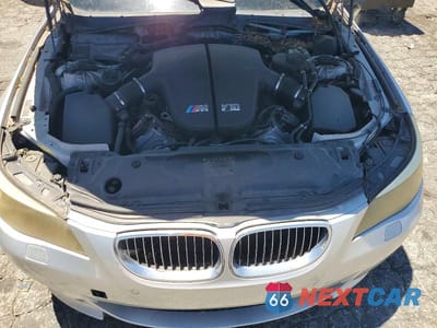Zdjęcie 11 z 12 samochodu: 2006 BMW M5 VIN:WBSNB93556B583179 - miniatura