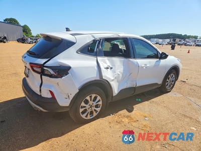 Trzecie zdjęcie samochodu z tyłu: 2025 FORD ESCAPE ACTIVE VIN:1FMCU0GN9SUB67077 - miniatura