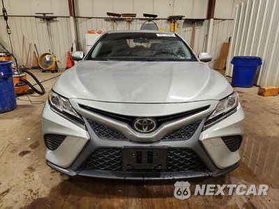 Piąte zdjęcie samochodu w środku: 2018 TOYOTA CAMRY SE VIN:JTNB11HK8J3051789 - miniatura