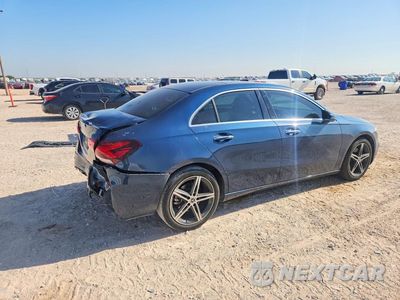 Trzecie zdjęcie samochodu z tyłu: 2022 MERCEDES-BENZ A 220 VIN:W1K3G4EB1NJ356894 - miniatura