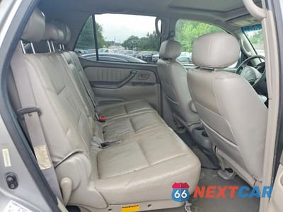 Zdjęcie 11 z 13 samochodu: 2003 TOYOTA SEQUOIA LIMITED VIN:5TDBT48A23S184430 - miniatura