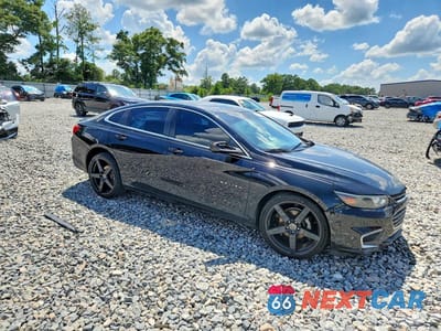 Czwarte zdjęcie samochodu z boku: 2018 CHEVROLET MALIBU LS VIN:1G1ZB5ST9JF200209 - miniatura