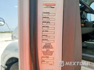 Zdjęcie 13 z 14 samochodu: 2018 KENWORTH T680 SEMI TRUCK VIN:1XKYD49XXJJ193238 - miniatura