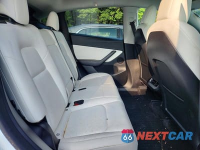 Zdjęcie 10 z 11 samochodu: 2022 TESLA MODEL Y VIN:7SAYGDEE3NF354472 - miniatura