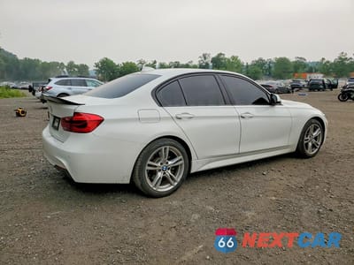 Trzecie zdjęcie samochodu z tyłu: 2016 BMW 328 XI SULEV VIN:WBA8E3C50GK504802 - miniatura