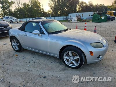 Czwarte zdjęcie samochodu z boku: 2006 MAZDA MX-5 MIATA VIN:JM1NC25F860102645 - miniatura