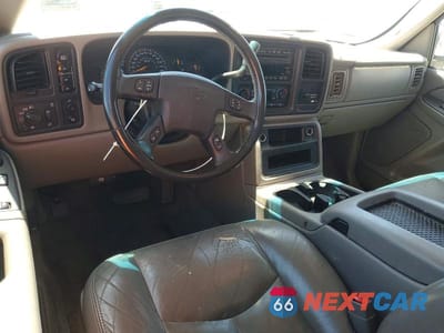 Zdjęcie 8 z 13 samochodu: 2004 CHEVROLET SILVERADO K1500 VIN:2GCEK19T641243017 - miniatura