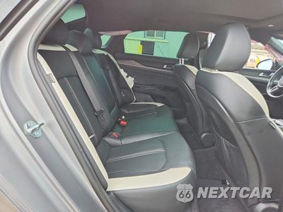 Zdjęcie 10 z 12 samochodu: 2026 KIA K5 GT LINE VIN:KNAG64J71T5404896 - miniatura
