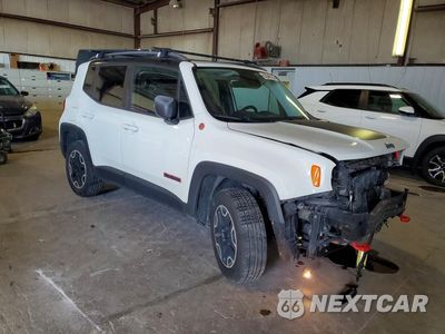 Czwarte zdjęcie samochodu z boku: 2015 JEEP RENEGADE TRAILHAWK VIN:ZACCJBCT0FPB80370 - miniatura