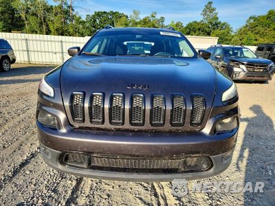 Piąte zdjęcie samochodu w środku: 2016 JEEP CHEROKEE LATITUDE VIN:1C4PJMCS8GW105277 - miniatura