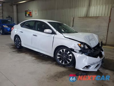 Czwarte zdjęcie samochodu z boku: 2016 NISSAN SENTRA SR VIN:3N1AB7AP7GY271563 - miniatura