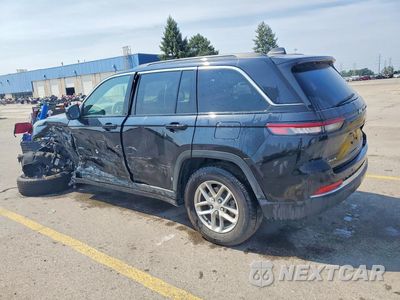 Drugie zdjęcie samochodu z przodu: 2025 JEEP GRAND CHEROKEE LAREDO VIN:1C4RJHAG4SC356838 - miniatura