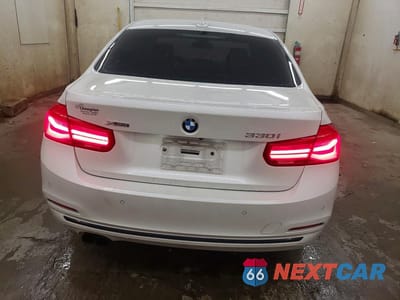 Zdjęcie 6 z 13 samochodu: 2017 BMW 330 XI VIN:WBA8D9G37HNU63664 - miniatura