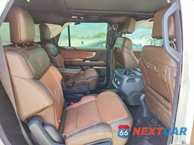 Zdjęcie 10 z 13 samochodu: 2025 FORD EXPEDITION KING RANCH VIN:1FMJU1P8XSEA12765 - miniatura