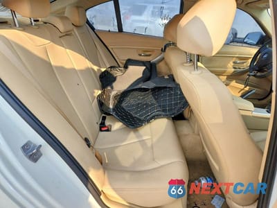 Zdjęcie 10 z 12 samochodu: 2014 BMW 320 I XDRIVE VIN:WBA3C3C50EPV90452 - miniatura