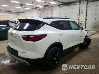Trzecie zdjęcie samochodu z tyłu: 2020 CHEVROLET BLAZER 2LT VIN:3GNKBCR4XLS677135 - miniatura