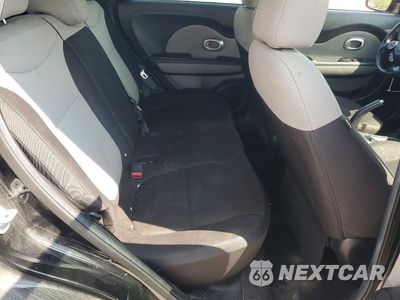 Zdjęcie 10 z 12 samochodu: 2015 KIA SOUL BASE VIN:KNDJN2A2XF7193419 - miniatura