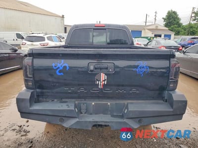 Zdjęcie 6 z 13 samochodu: 2018 TOYOTA TACOMA TRD OFF-ROAD VIN:5TFSZ5AN1JX148169 - miniatura