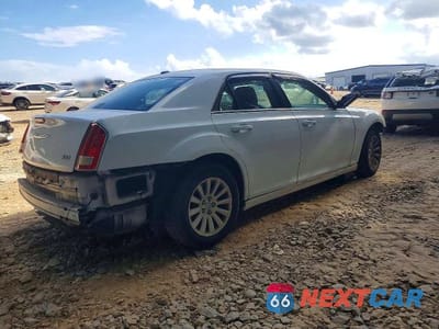 Trzecie zdjęcie samochodu z tyłu: 2013 CHRYSLER 300 VIN:2C3CCAAG9DH534027 - miniatura