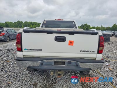 Zdjęcie 6 z 12 samochodu: 2004 CHEVROLET SILVERADO K1500 VIN:1GCEK19T84E340489 - miniatura