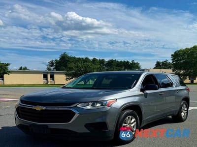 2018 CHEVROLET TRAVERSE LS 1GNEVFKW2JJ166728 - główne zdjęcie licytacji z USA - miniatura