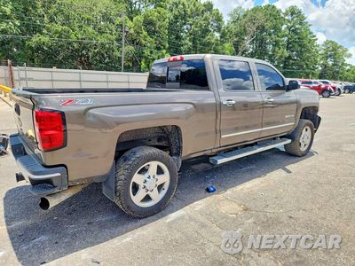 Trzecie zdjęcie samochodu z tyłu: 2015 CHEVROLET SILVERADO K2500 HEAVY DUTY LTZ VIN:1GC1KWE89FF132308 - miniatura